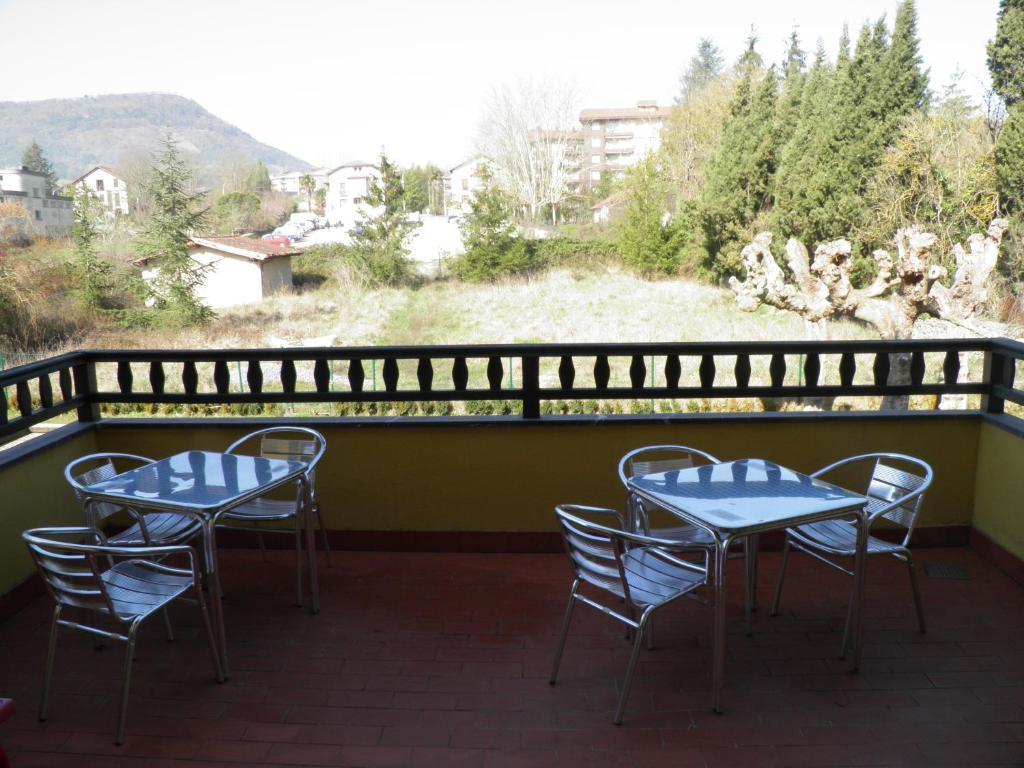 Hotel Restaurante Aldama Амуррио Экстерьер фото